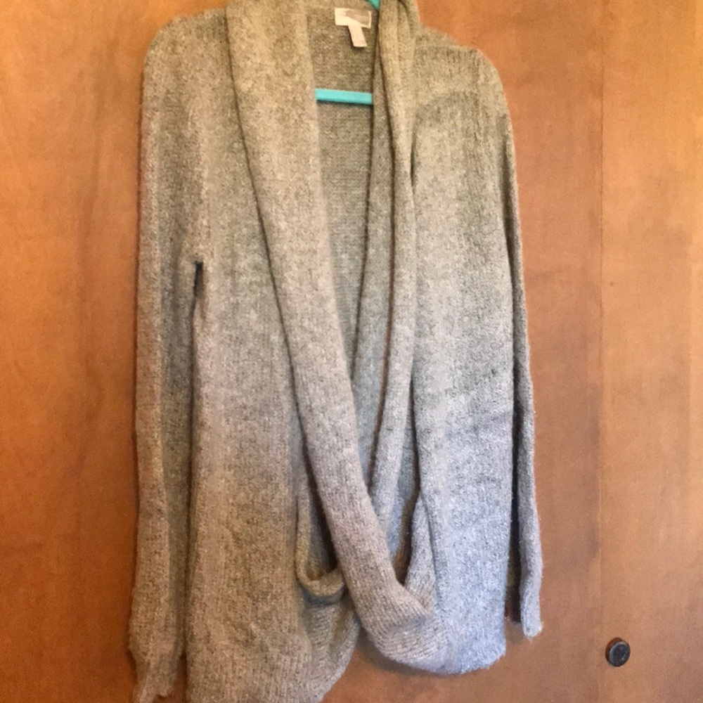 Sweater with neck wrap